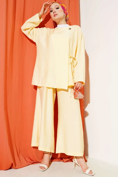 Düğmeli Yandan Bağlamalı İkili Takım Sarı ürün görseli 1