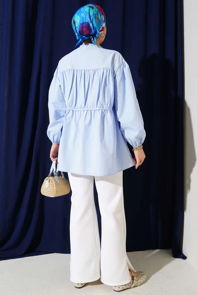 Fiyonklu Büzgülü Gömlek Mavi - Resim 3