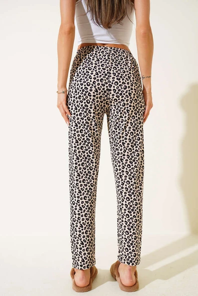 Desenli Pijama Latte - Resim 3