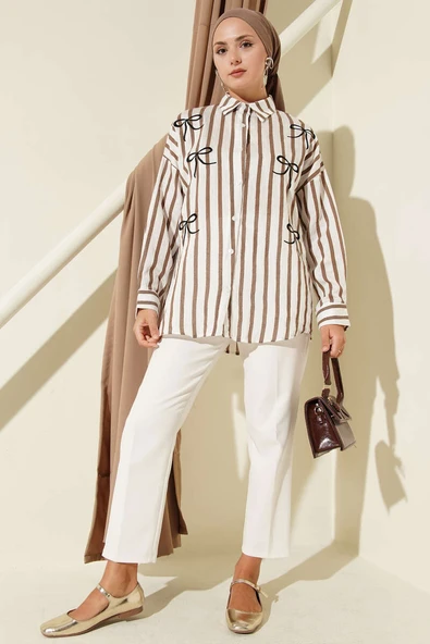 Kurdele Nakışlı Çizgili Gömlek Kahve - Resim 2