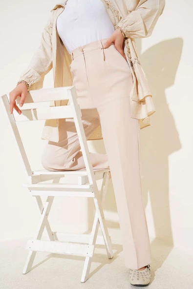 Tek Pileli Cepli Kumaş Pantolon Bej ürün görseli 1