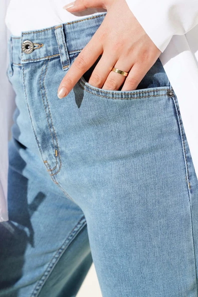 Salaş Kesik Paça Pantolon Açık Mavi Kar - Resim 4