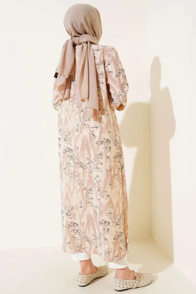 Desenli Metal Düğmeli Uzun Gömlek Latte - Resim 3