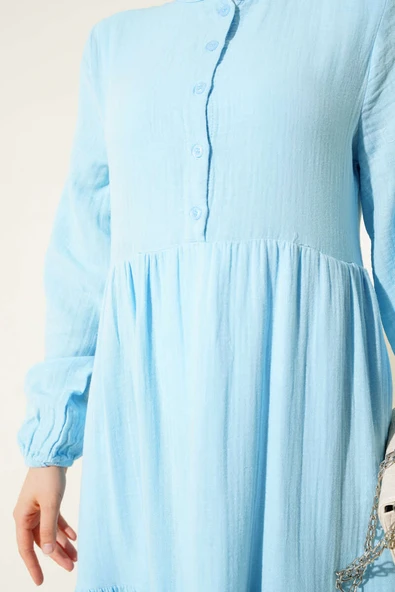 Yarım Düğmeli Hakim Yaka Müslin Elbise Mavi - Resim 4