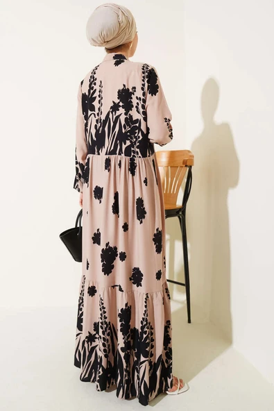 Yaka Bağcıklı Desenli Elbise Latte - Resim 3