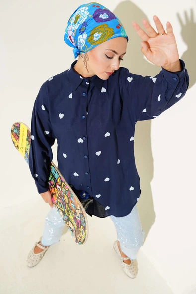 Kalp Baskılı Keten Gömlek Lacivert ürün görseli 1