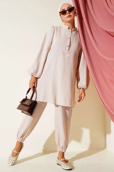 Taş Düğmeli İkili Takım Bej ürün görseli 1