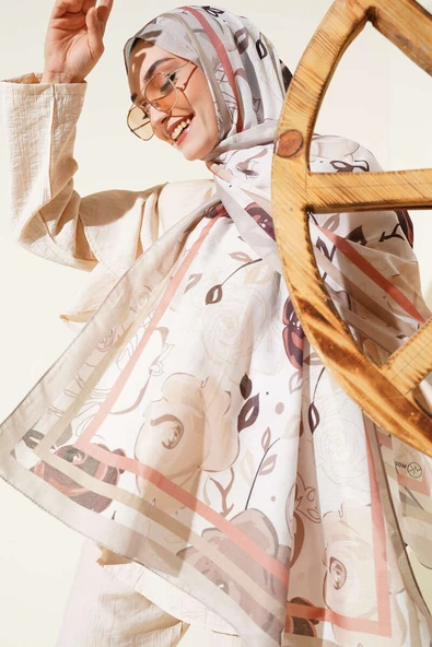 Gül Motifli Şal Bej ürün görseli 1