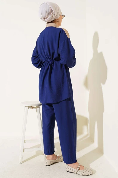 Bel Tünelli V Garnili İkili Takım Lacivert - Resim 3
