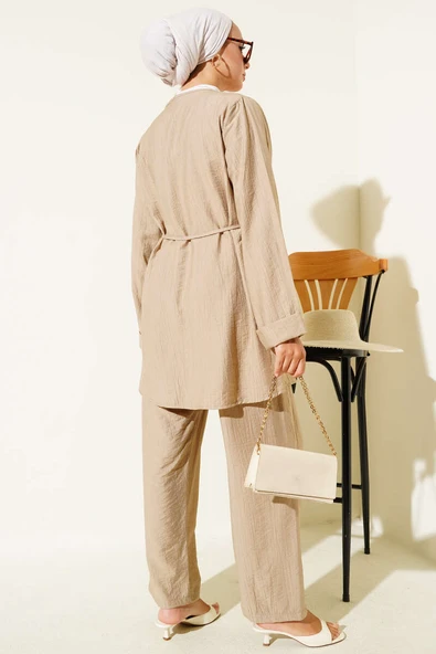 V Yaka İp Kuşaklı İkili Takım Latte - Resim 3