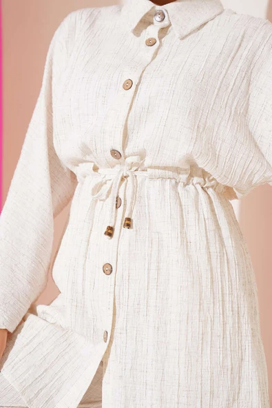 Beli Bağcıklı Önü Tahta Düğmeli İkili Takım Bej - Resim 4