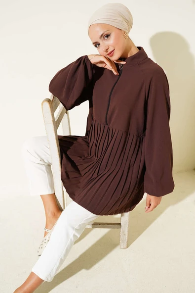Önü Yarım Fermuarlı Pileli Tunik Kahve ürün görseli