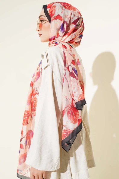 Karışık Yaprak Desenli Şal Siyah Kırmızı - Resim 3