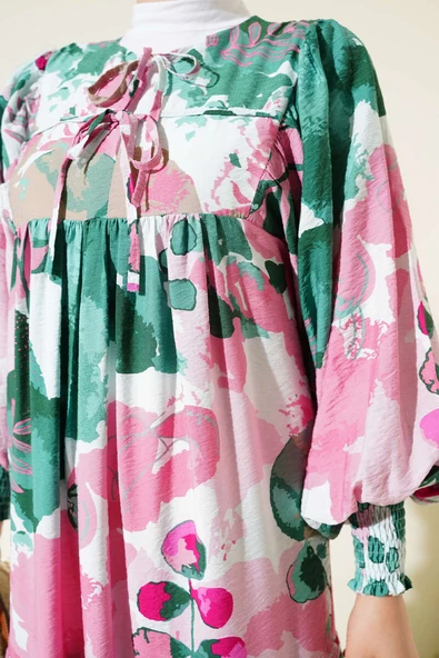 Önü İp Bağcıklı Desenli Elbise Yeşil - Resim 4