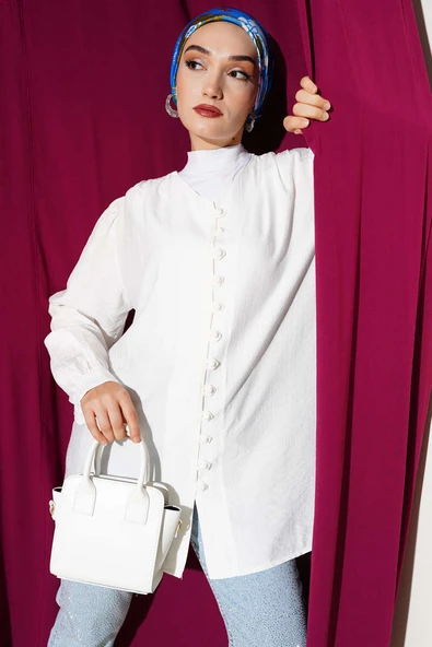 Brit Düğmeli V Yaka Gömlek Beyaz ürün görseli 1