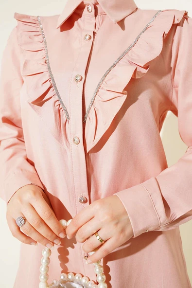 Önü Fırfır Taş Şerit Geçişli Düğmeli Gömlek Pudra - Resim 4