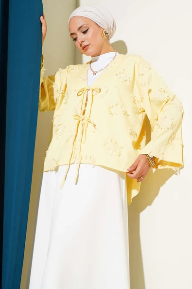 Önü Bağcıklı Püskül Detaylı Kimono Sarı ürün görseli 1
