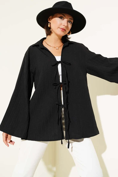 Çizgi Kabartmalı Önden Bağlamalı Kimono Siyah ürün görseli 1