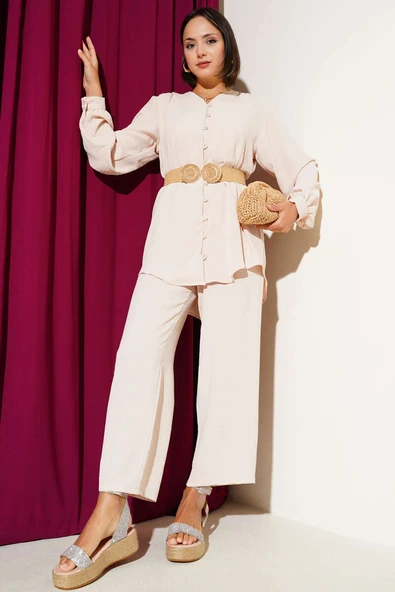 V Yaka Brit Düğmeli Ayrobin İkili Takım Bej ürün görseli 1