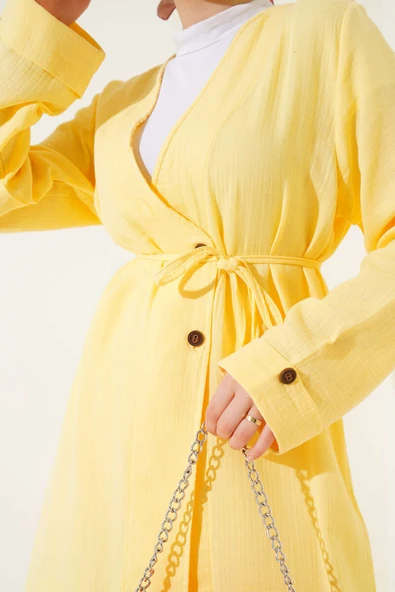 Düğmeli İp Kuşaklı Müslin İkili Takım Sarı - Resim 4