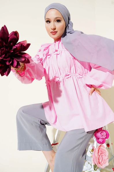 Çiçek Detaylı Kol Lastikli Tunik Pembe ürün görseli 1