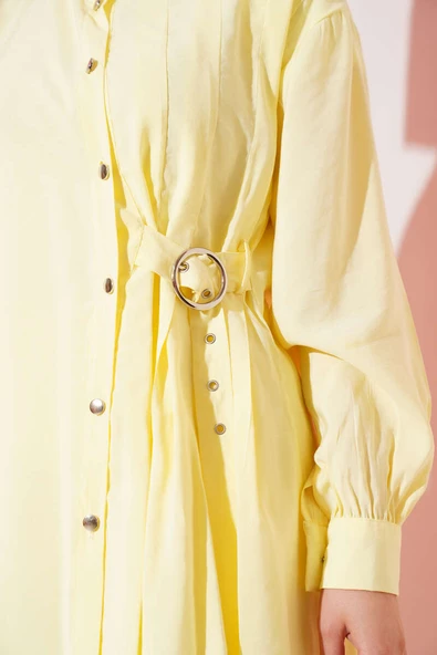 Yan Kemerli Düğmeli İkili Takım Sarı - Resim 4