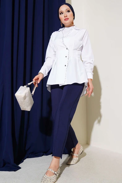 İnci Detaylı Belden Pileli Gömlek Beyaz ürün görseli 1