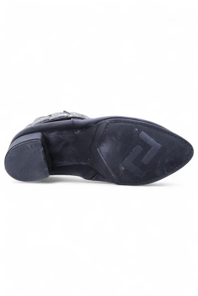 Ayakcenter By14 Cilt Siyah Ayışığı Kadın 7Cm Topuklu Bot - Resim 4