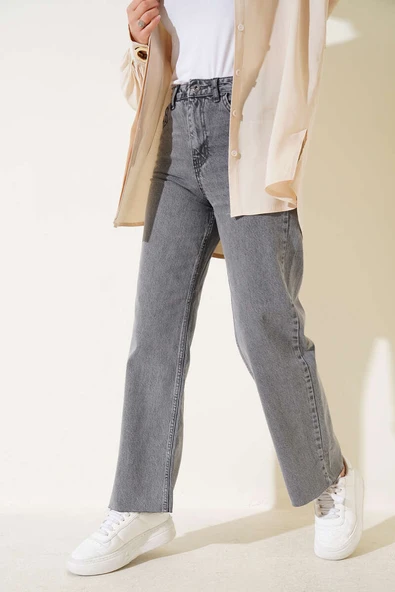 Kesik Paça Salaş Kot Pantolon Gri Kar ürün görseli 1