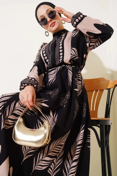 Yaprak Desenli Kuşaklı Elbise Siyah Bej - Resim 2