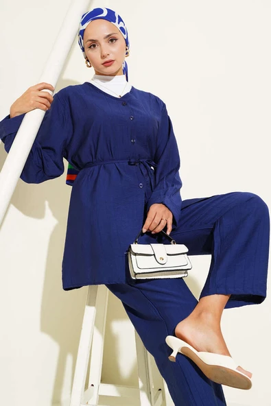 V Yaka İp Kuşaklı İkili Takım Lacivert ürün görseli 1