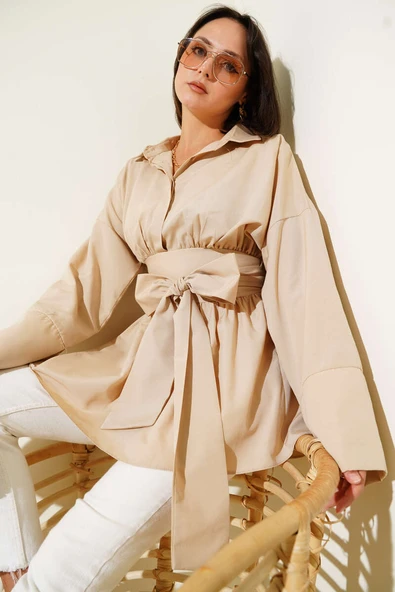 Kendinden Kuşaklı Önü Büzgülü Tunik Latte ürün görseli