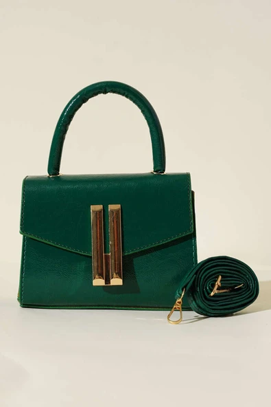 Metal Arma Detaylı Kare Çanta Zümrüt - Resim 2