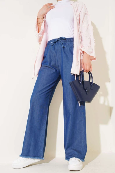 Püskül Detaylı Pantolon Kot ürün görseli 1