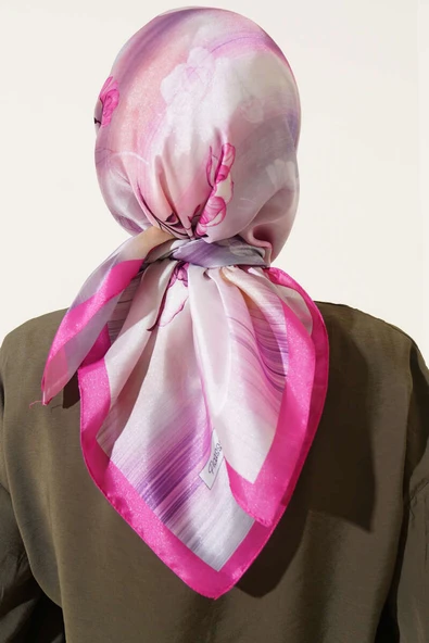Çiçek Desen Twill Eşarp Fuşya - Resim 3