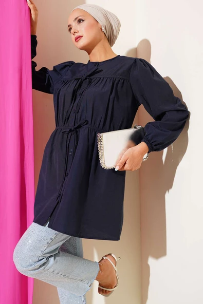 Önü Büzgülü Bağcıklı Gömlek Lacivert ürün görseli 1