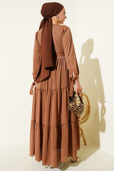 Bilek Bağlamalı Katlı Elbise Tarçın - Resim 3