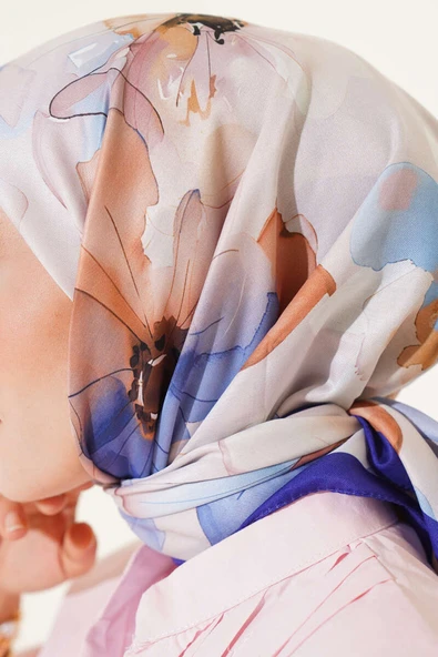 Ebruli Çiçek Desenli Eşarp Lacivert - Resim 4