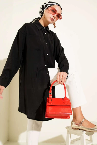 Taş Düğmeli Uzun Tunik Siyah ürün görseli