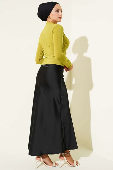 Yanları Büzgü Detaylı Sandy Bluz Yağ Yeşili - Resim 3