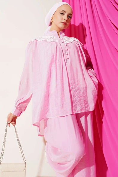 Dantel Detaylı Brit Düğmeli İkili Takım Pembe - Resim 2