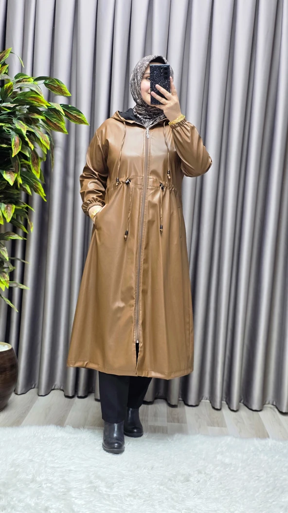 Kadın Büyük Beden Kapşonlu Fermuarlı Suni Deri Tesettür Kap Su Geçirmez Dış Giyim - Resim 5