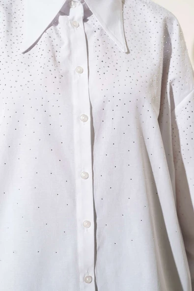 Mini Taşlı Sivri Yaka Gömlek Beyaz - Resim 4