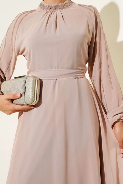 Şifon Kolları Taşlı Abiye Elbise Bej - Resim 4