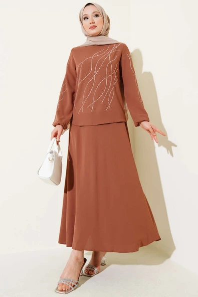 Dalgalı Taşlı Etekli İkili Takım Taba ürün görseli 1