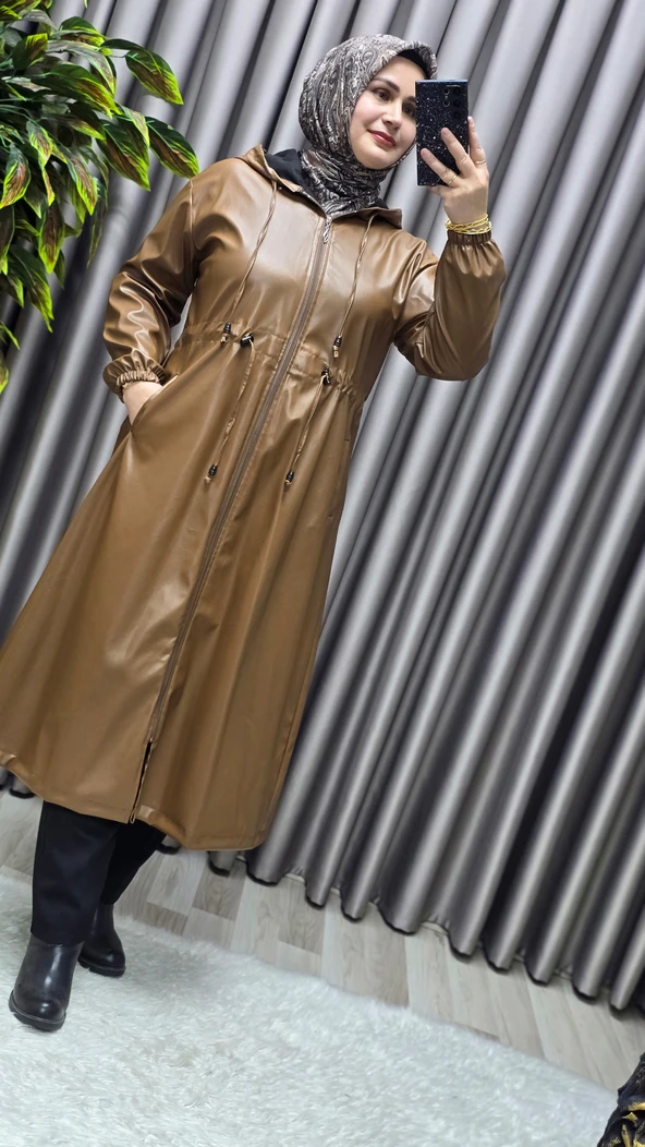 Kadın Büyük Beden Kapşonlu Fermuarlı Suni Deri Tesettür Kap Su Geçirmez Dış Giyim - Resim 4