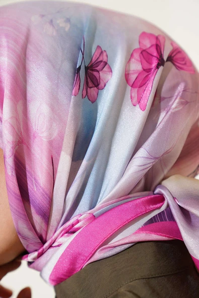 Çiçek Desen Twill Eşarp Fuşya - Resim 4