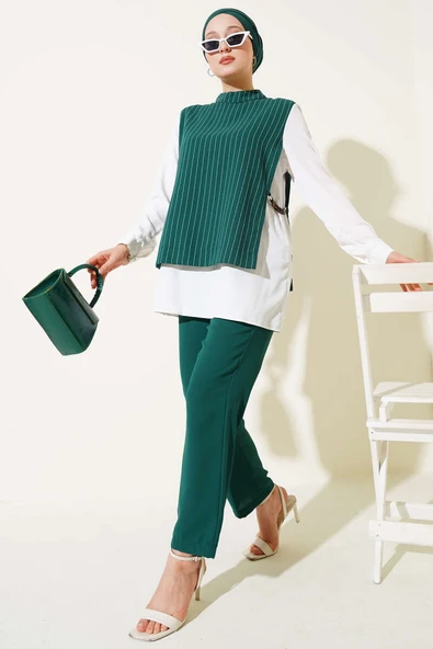 Yanları Aksesuarlı Çizgili Takım Yeşil ürün görseli 1