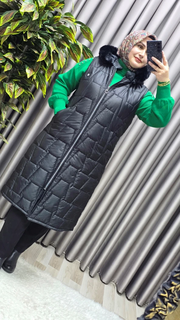 Kadın Tesettür Büyük Beden Kapüşonlu Fermuarlı Kürklü Piramit Desen Şişme Kapitone Yelek - Resim 5