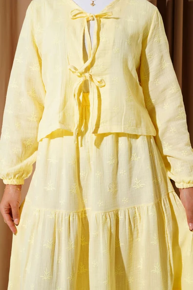 Çiçekli Yaprak Nakışlı Etekli İkili Takım Sarı - Resim 4